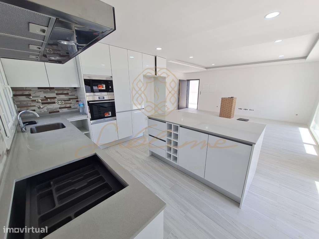 Moradia Térrea com 4 Quartos 'NOVA'-7