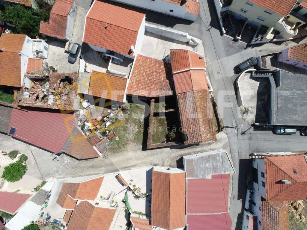 Moradia T3 em Ruína com Excelente Exposição Solar e Lote de 272m² -...-3