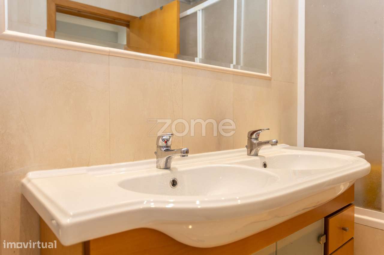 Apartamento T3, com Garagem, 114m2, no Seixal - 322.500,00€-20