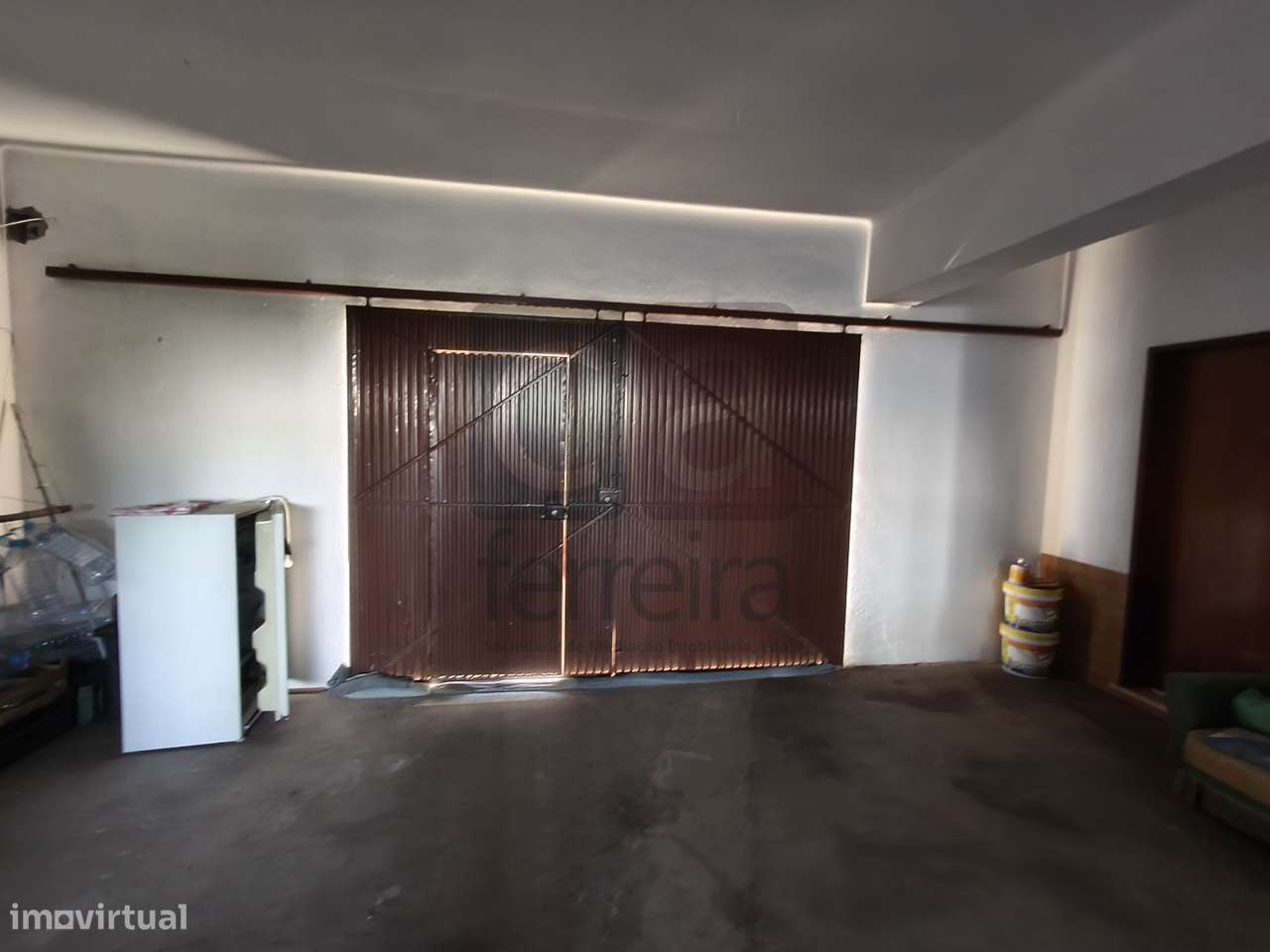 Moradia T5 na Azinhaga – Espaço e localização privilegiada-17