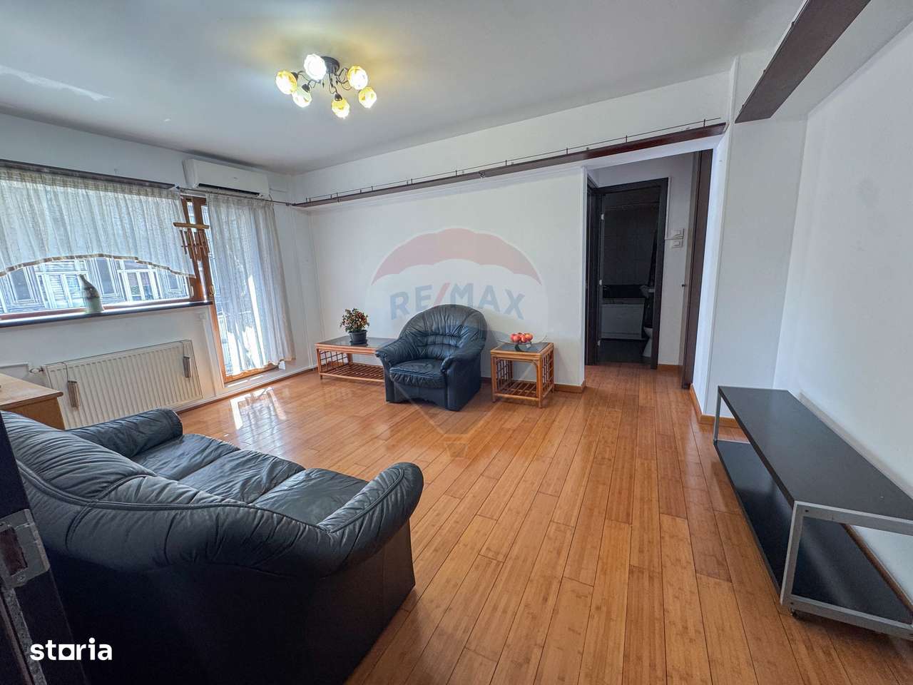 De inchiriat – Apartament elegant cu 3 camere,  Zona Piata Rosetti - Imagine principală: 4/20