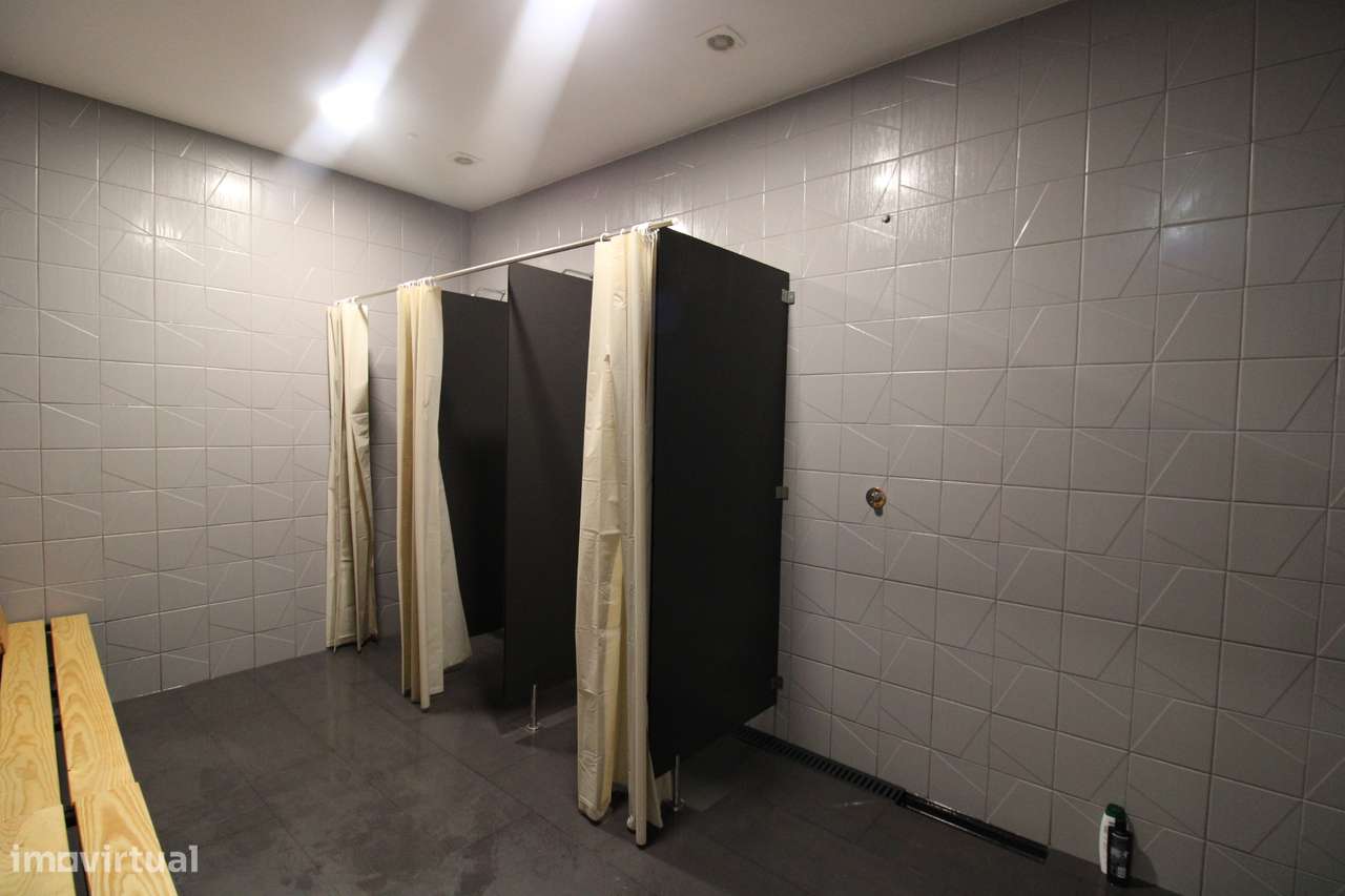 Espaço comercial em Avelãs de Caminho para venda-13