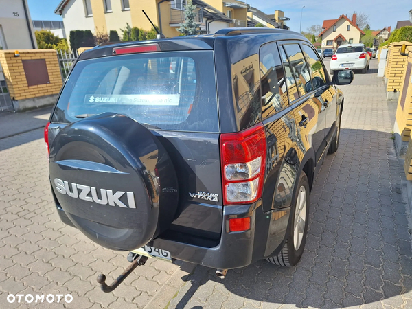 Suzuki Grand Vitara 2.0 - 4