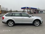 Skoda Octavia Scout 2.0 TDI 4x4 DSG - 3