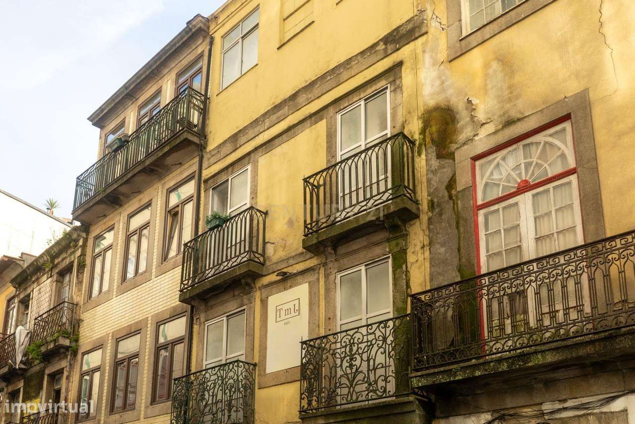 Prédio no Centro do Porto | Rua Conde de Vizela-27