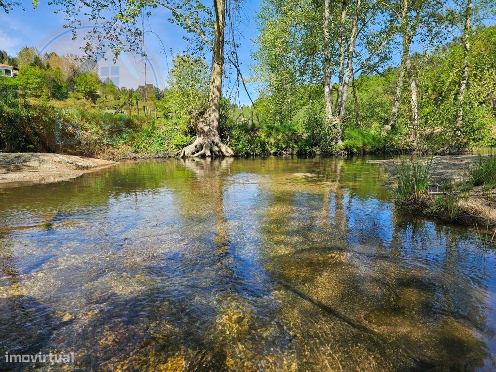Quinta junto ao rio e área de lazer de Santa Senhorinha de Basto, C...-11