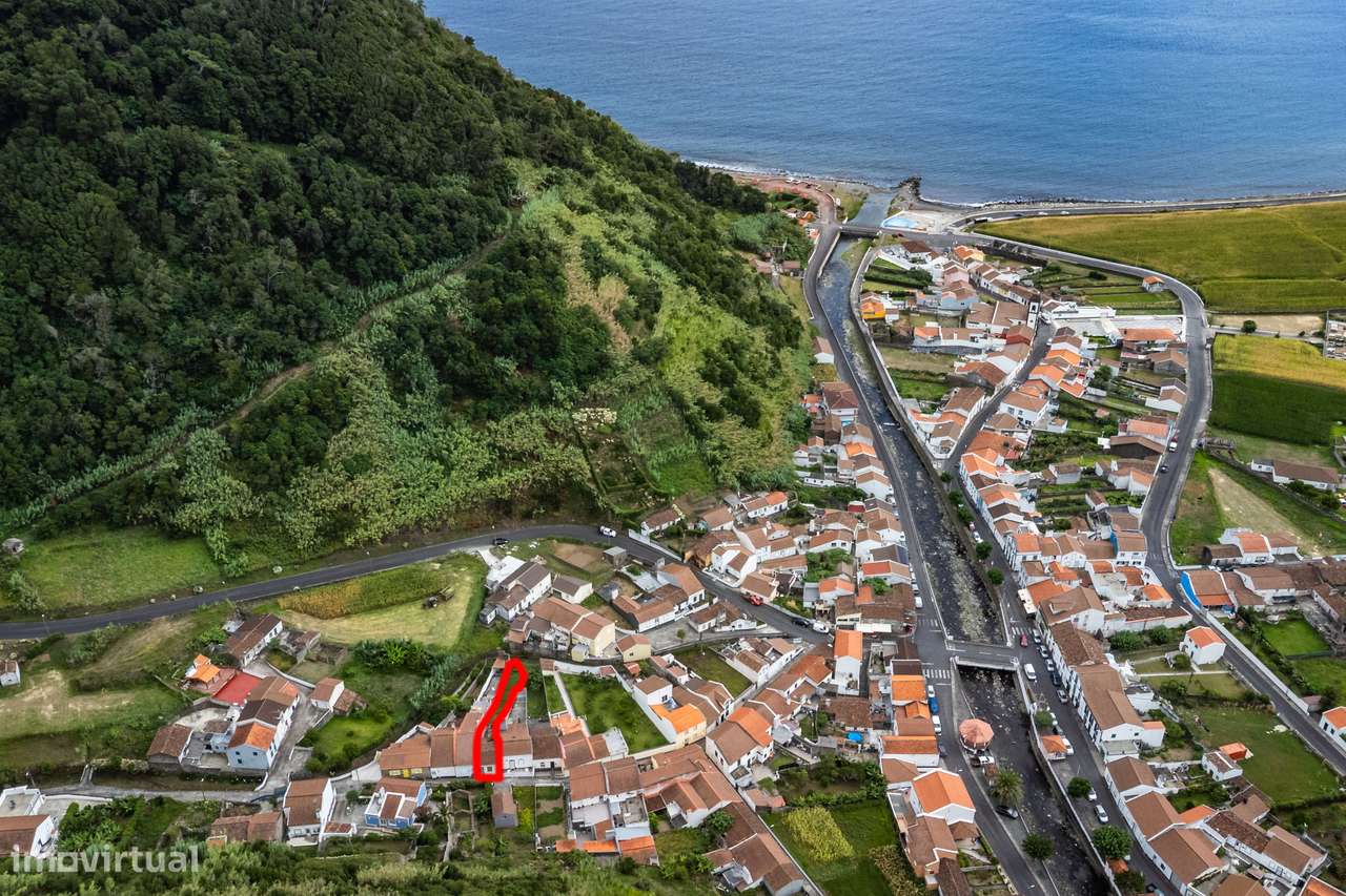 Moradia para recuperar  - Faial da Terra - Grande imagem: 5/6