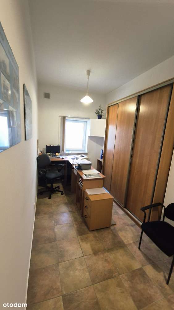 Lokale użytkowy 39.2 m² z parkingiem i windą-0