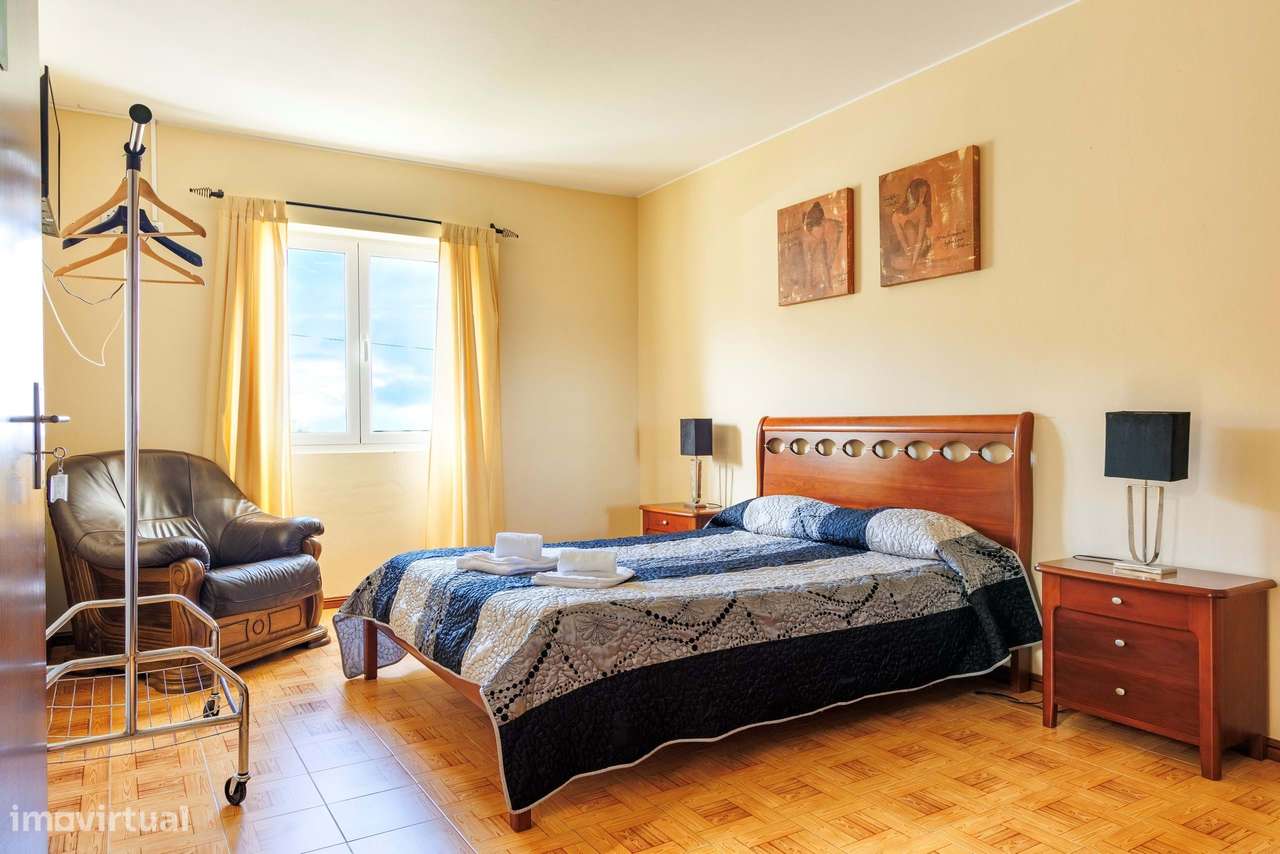 Moradia T7 com vista mar preparada para Alojamento-14