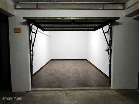 Alugo Garagem / Arrecadação individual em Albufeira - Grande imagem: 4/4