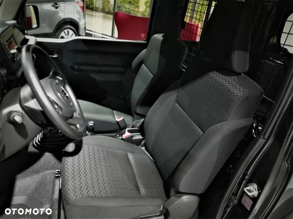 Suzuki Jimny 1.5 Pro - 23