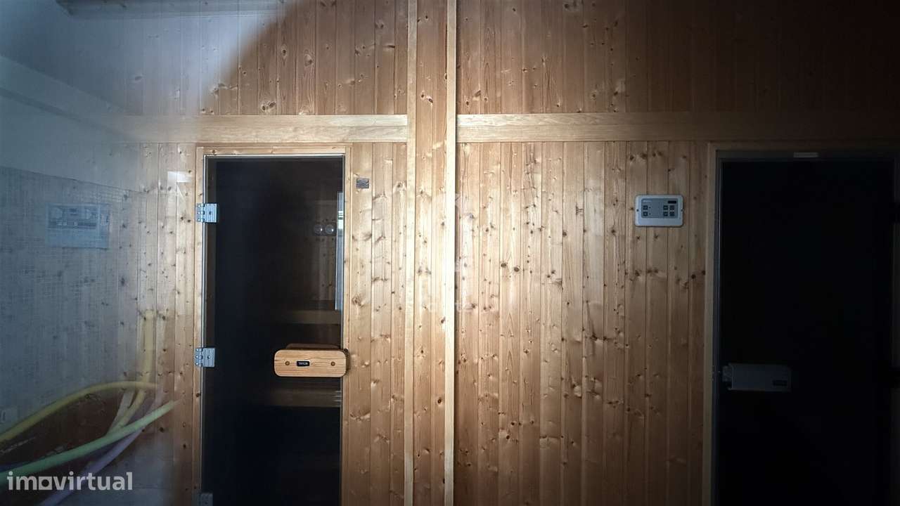 Apartamento T4 de luxo em Oliveira de Azemeis-43