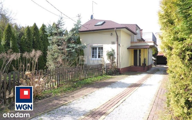 Dom, 110 m², Częstochowa