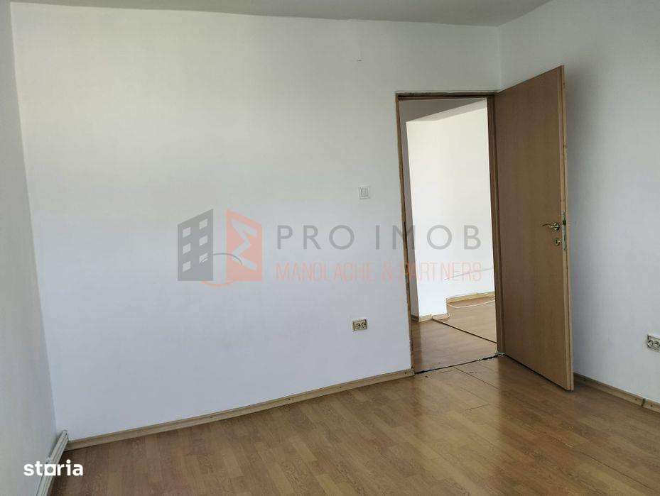 Apartament 2 camere cf 1 semidecomandat zona Unirii Sud - Imagine principală: 4/8