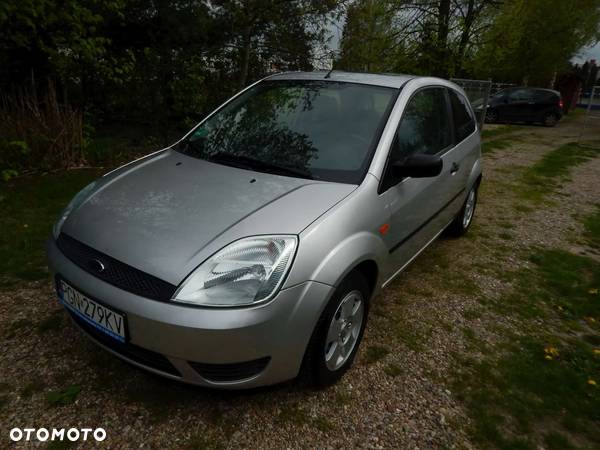 Ford Fiesta 1.25 Trend - 10