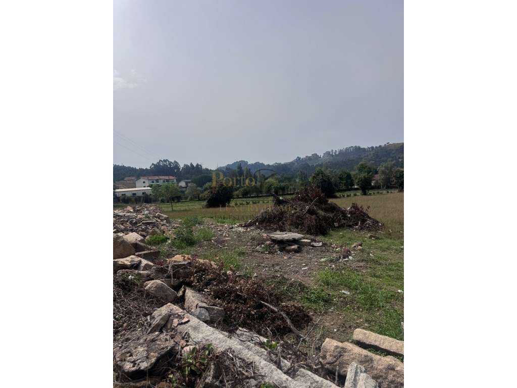 Terreno Urbanizável com 1.000 m² em Alfena Excelente Localização e ...-13