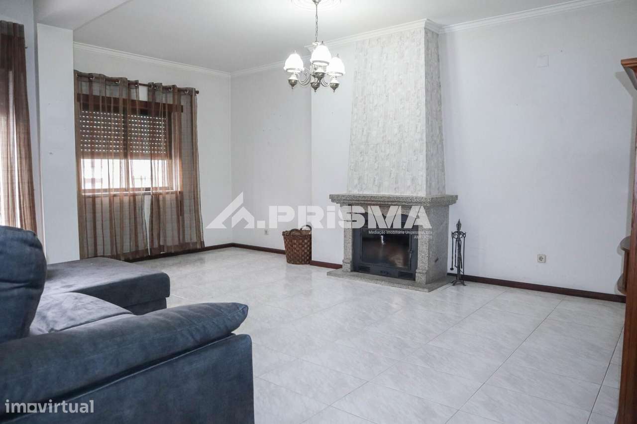Apartamento T3 com garagem para venda em Castelo Branco-6