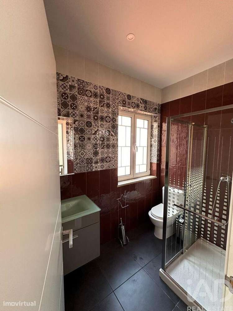Duplex T3 em Covilhã e Canhoso de 119,00 m2-11
