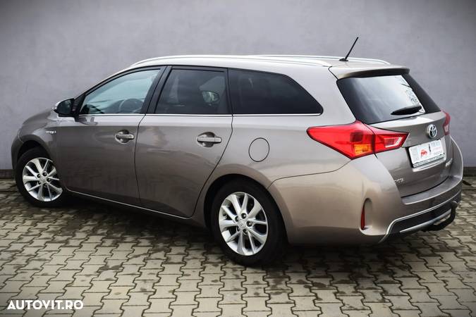 Toyota Auris 1.8 VVT-i Hybrid Automatik Touring Sports Edition - 3