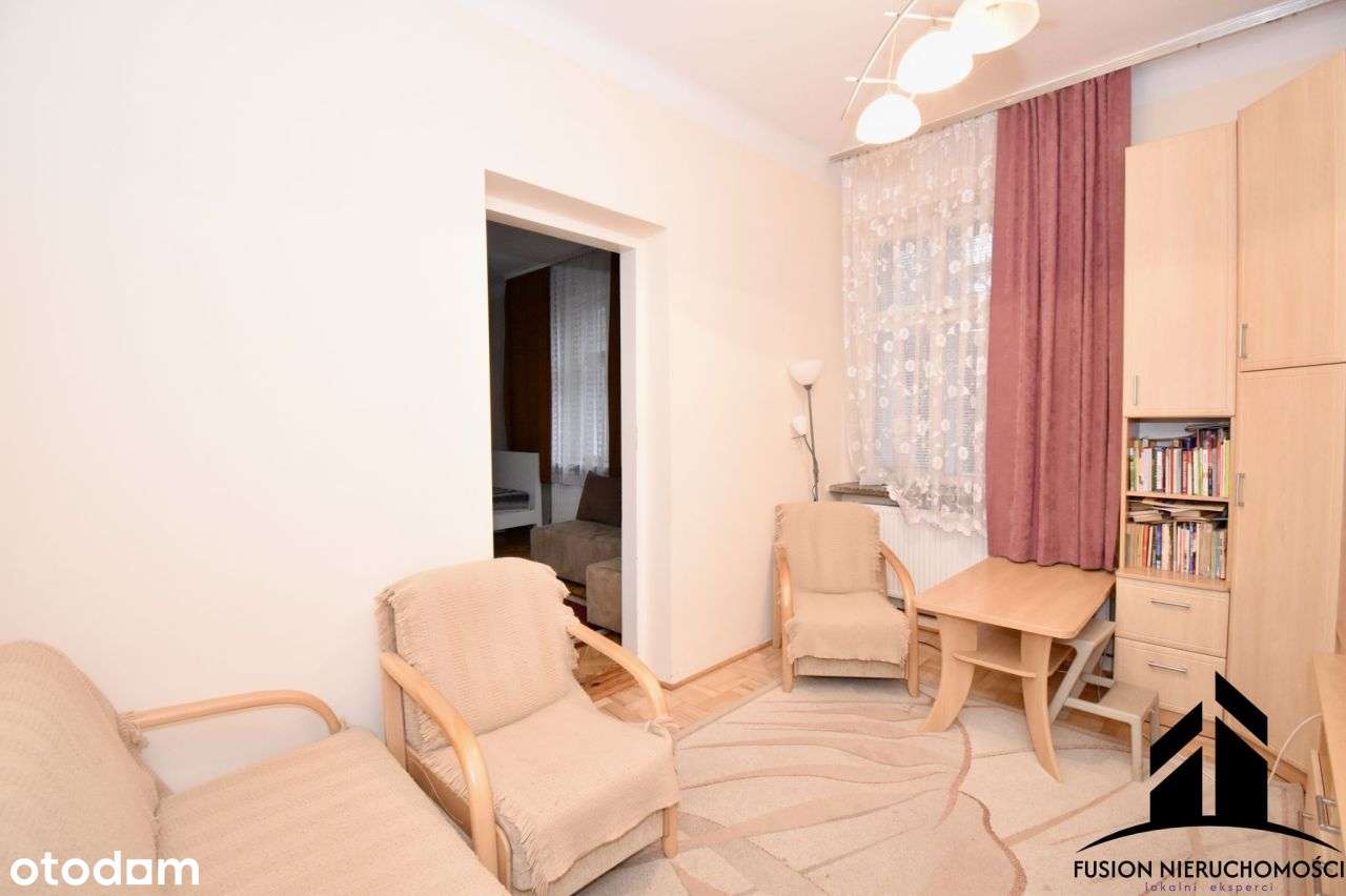 Przestronny dom z potencjałem-idealny dla rodziny-3