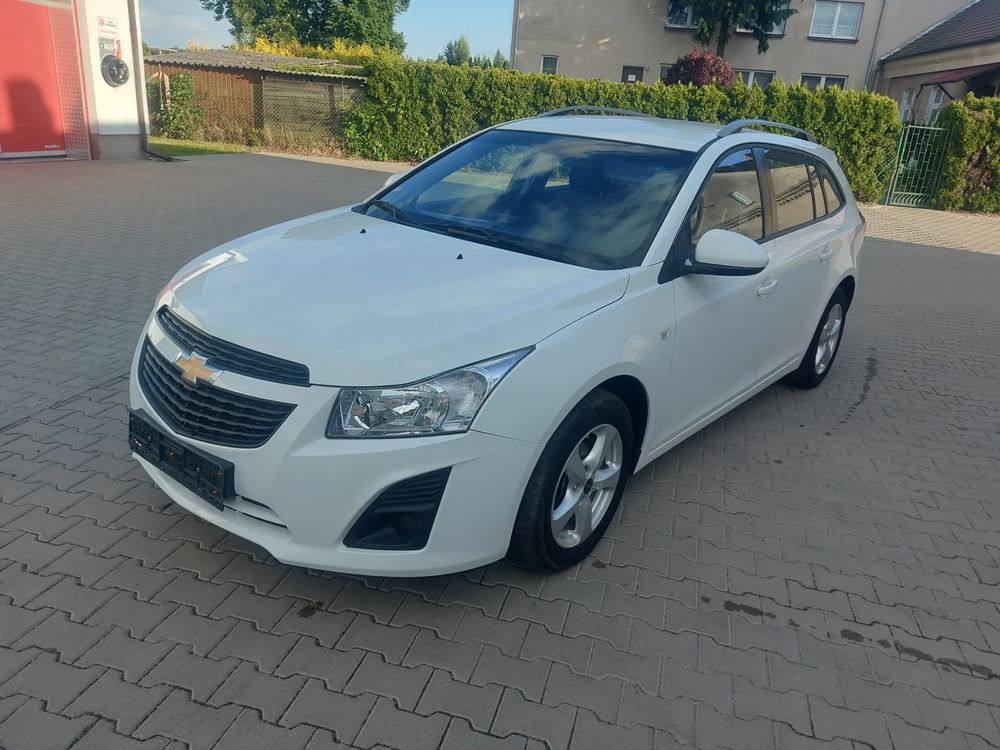 Chevrolet Cruze 1.6 LS 2012