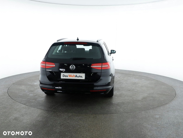 Volkswagen Passat 2.0 TDI BMT Comfortline DSG - 15