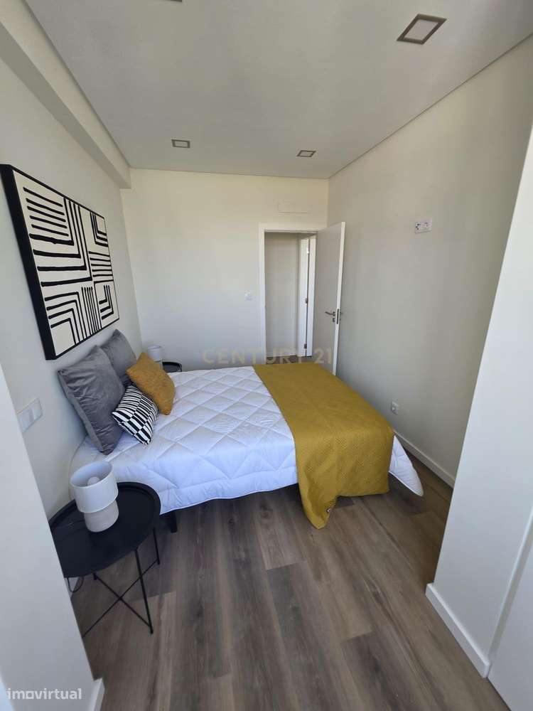 Apartamento T3 Novo em Benfica | varanda aberta | suite | 2 elevadores-18