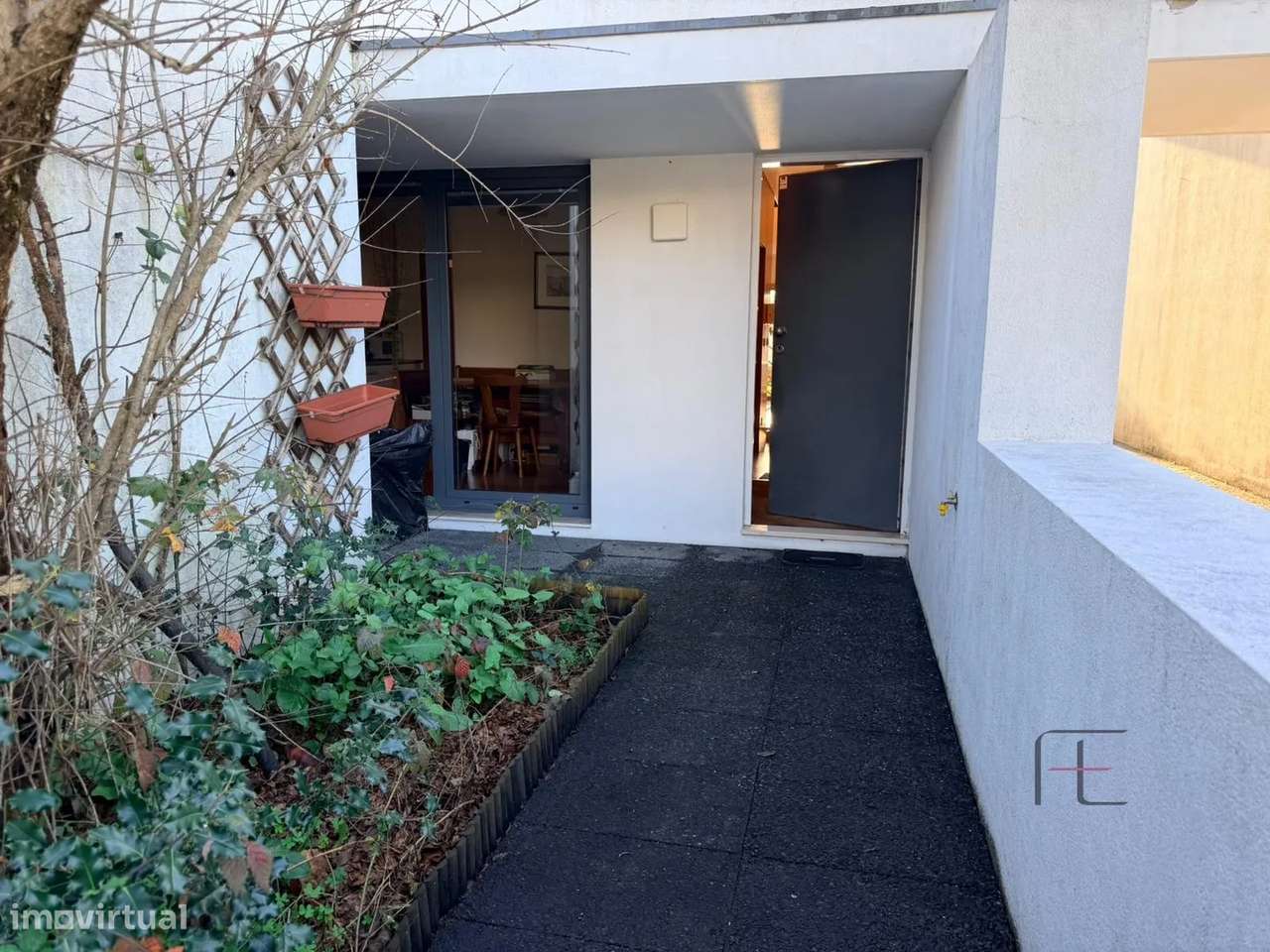 Moradia Geminada T3, Porto, Maia-23