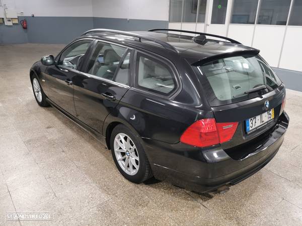 BMW 318 d Touring Navigation - 6