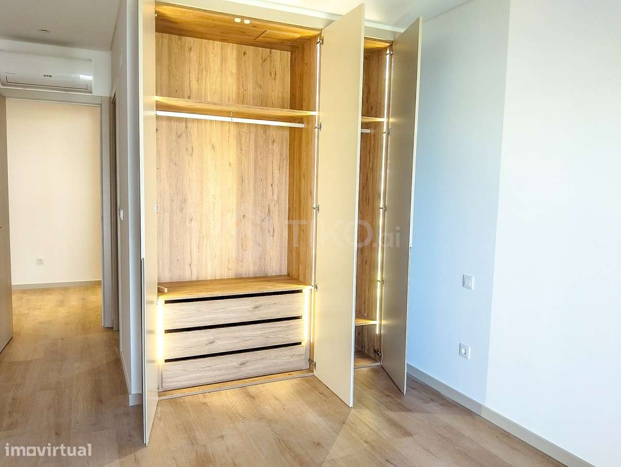 Apartamento T3 + 1 DUPLEX  com garagem/BOX  e arrumos à venda em Monti-26