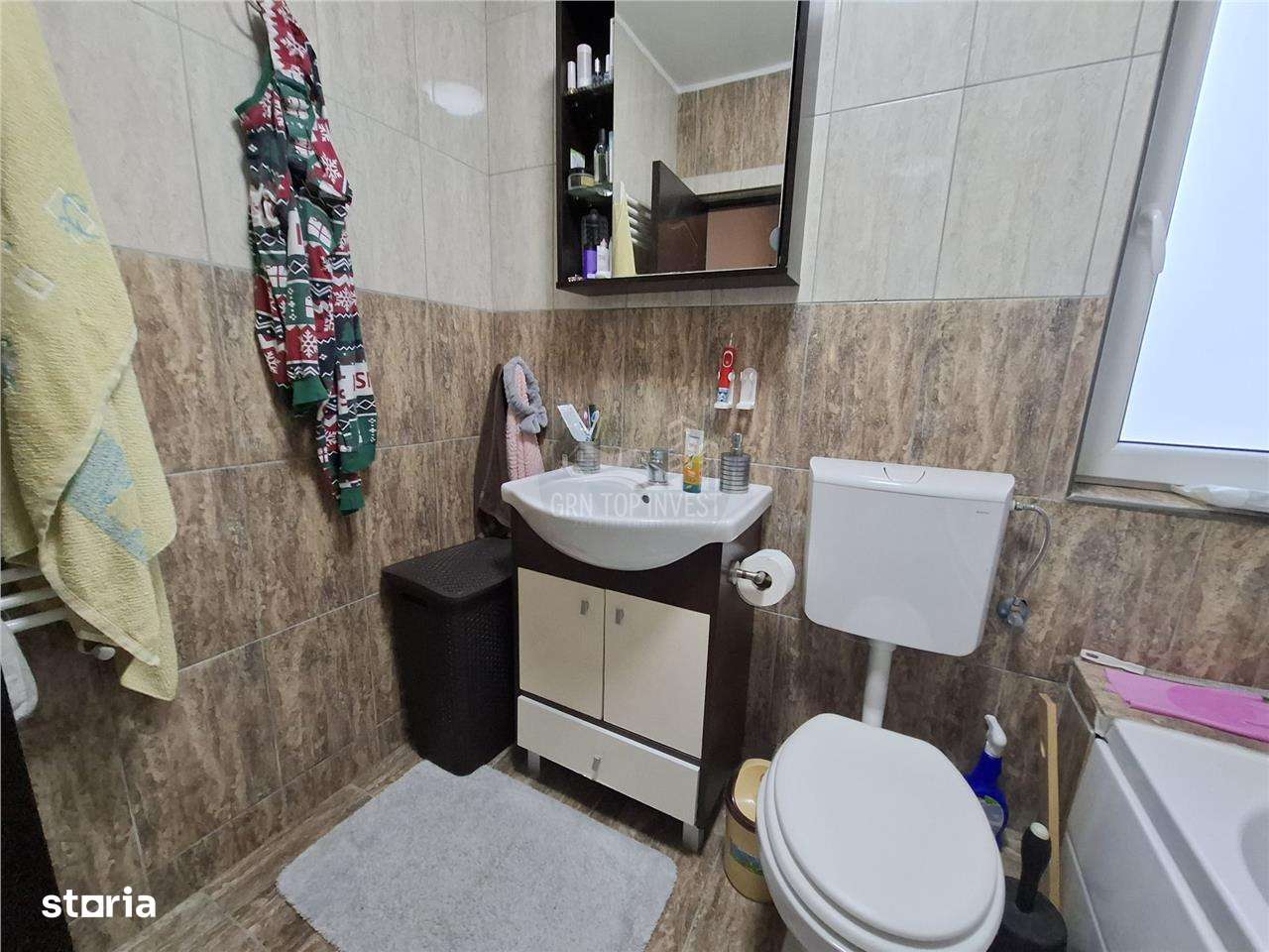 Casa cu 3 camere teren de 264 mp zona Zavoi-11