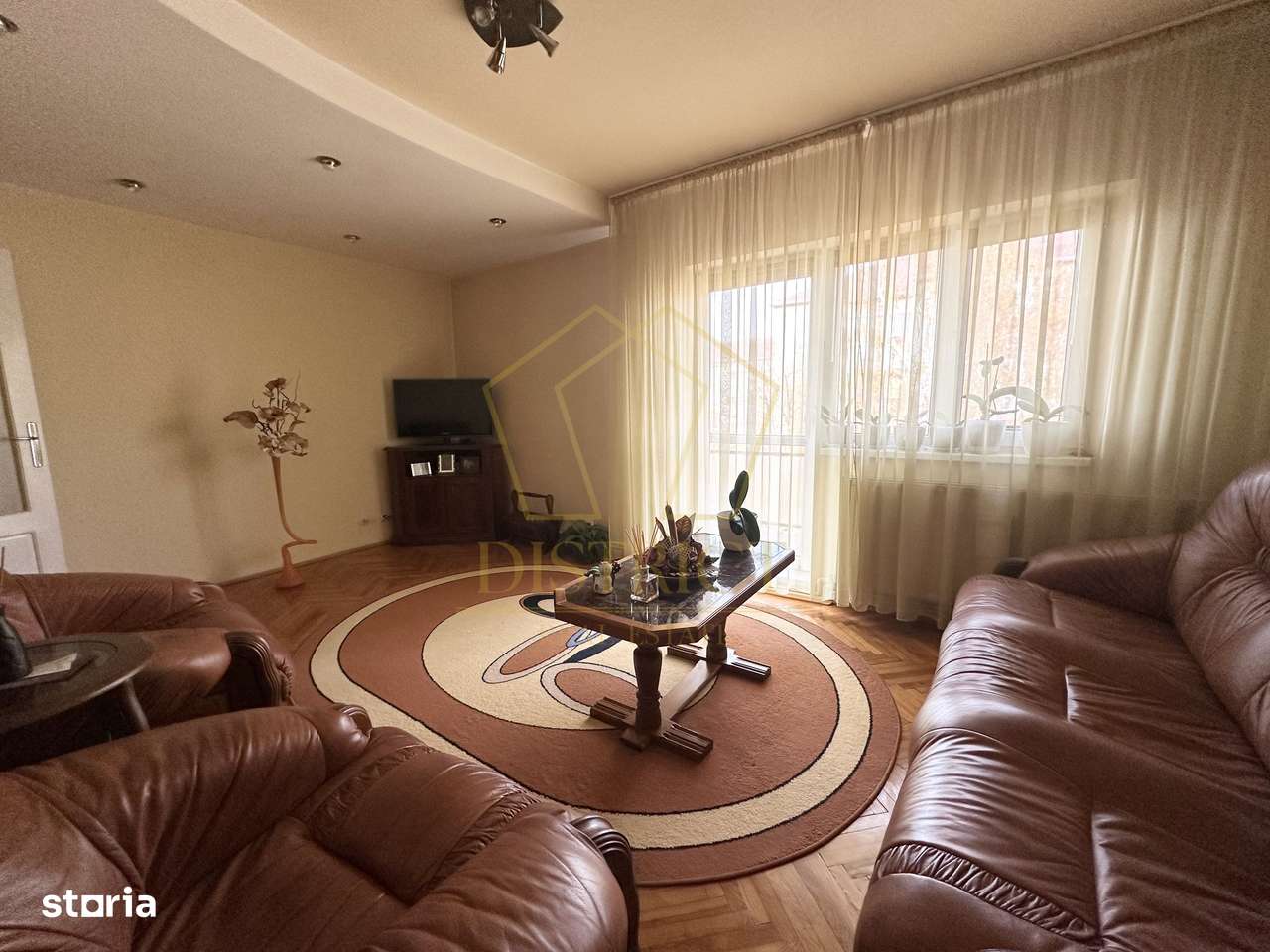 Apartament deosebit cu 3 camere | Soarelui - Imagine principală: 3/12