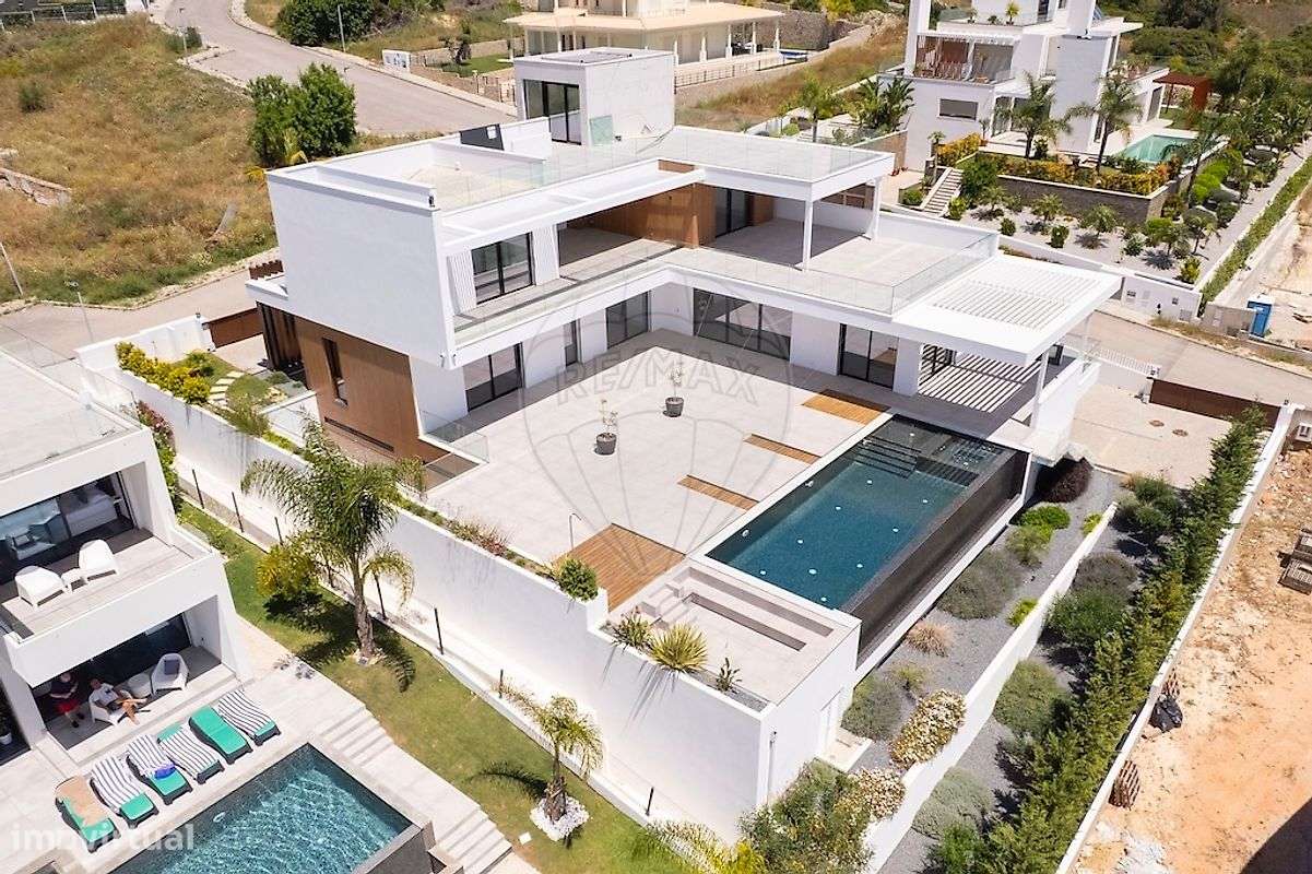 Moradia T4 para venda - Grande imagem: 2/50