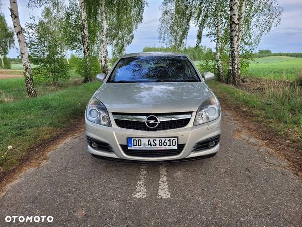 Opel Vectra 2.0 T Cosmo - 3