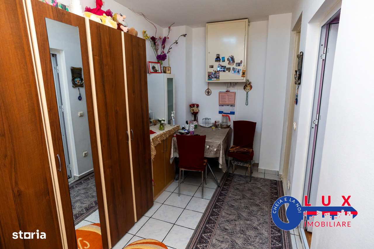 ID 6674 Vindem casa pe Strada MIRCEA VODA - ULTRACENTRAL-10
