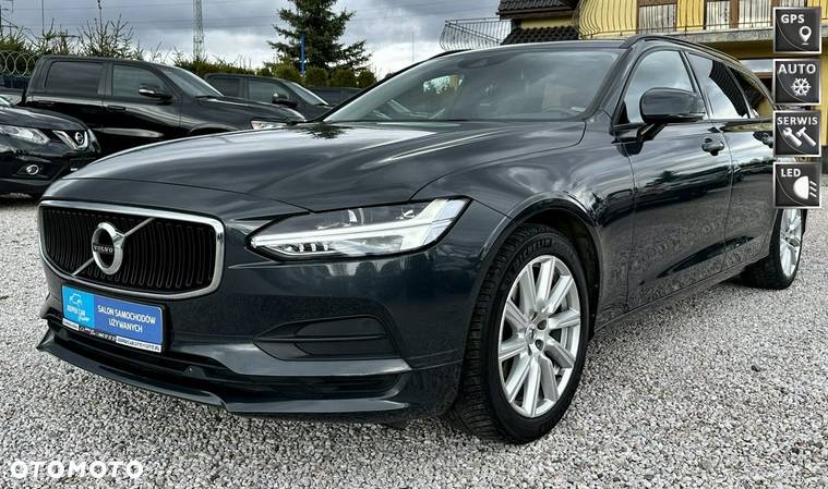 Volvo V90 D3 Momentum Pro - 1