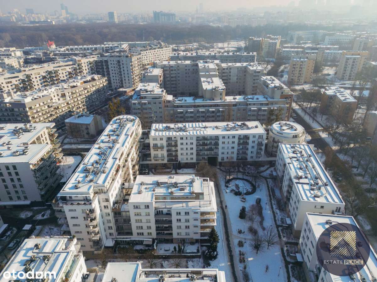 Funkcjonalna kawalerka z klimą i balkonem-18