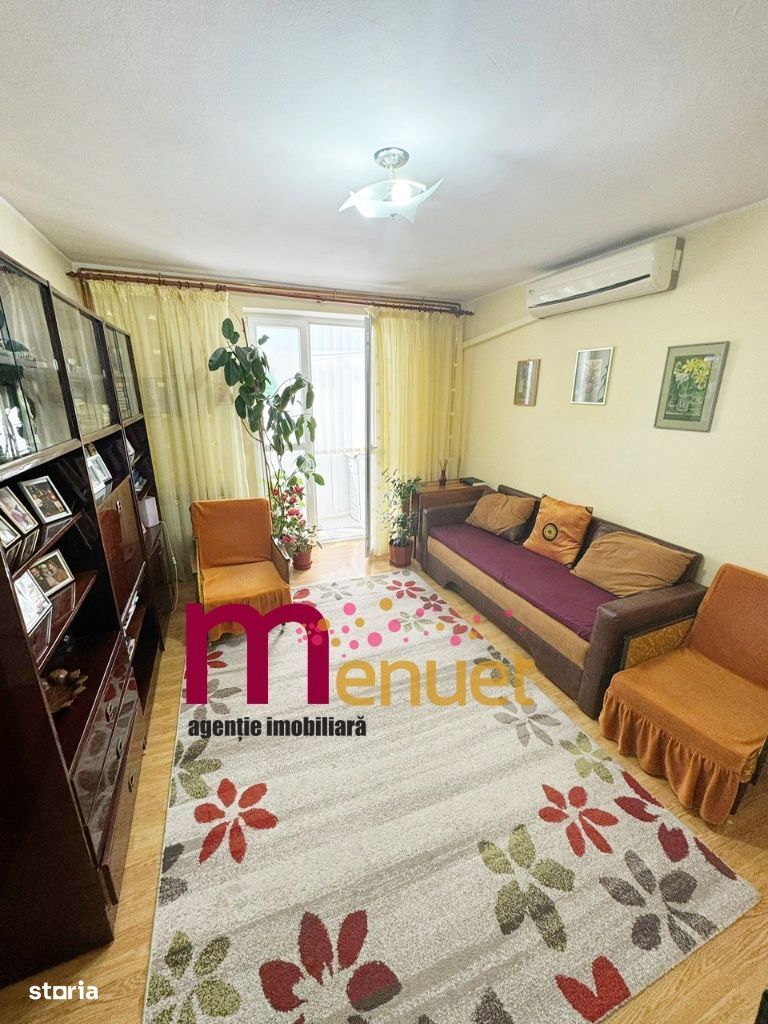 Apartament 3 camere,zona Piata Veche