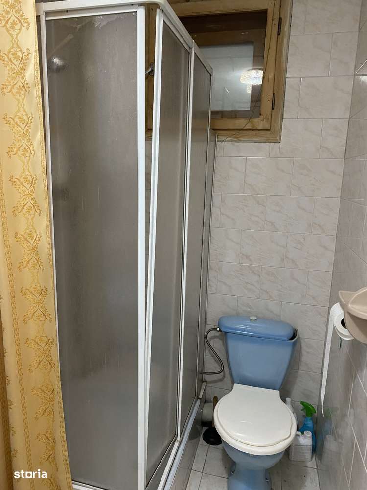 Firiza, casa 10 ari teren-10