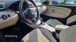 Volkswagen Passat 2.0 TDI Comfortline DSG - 11