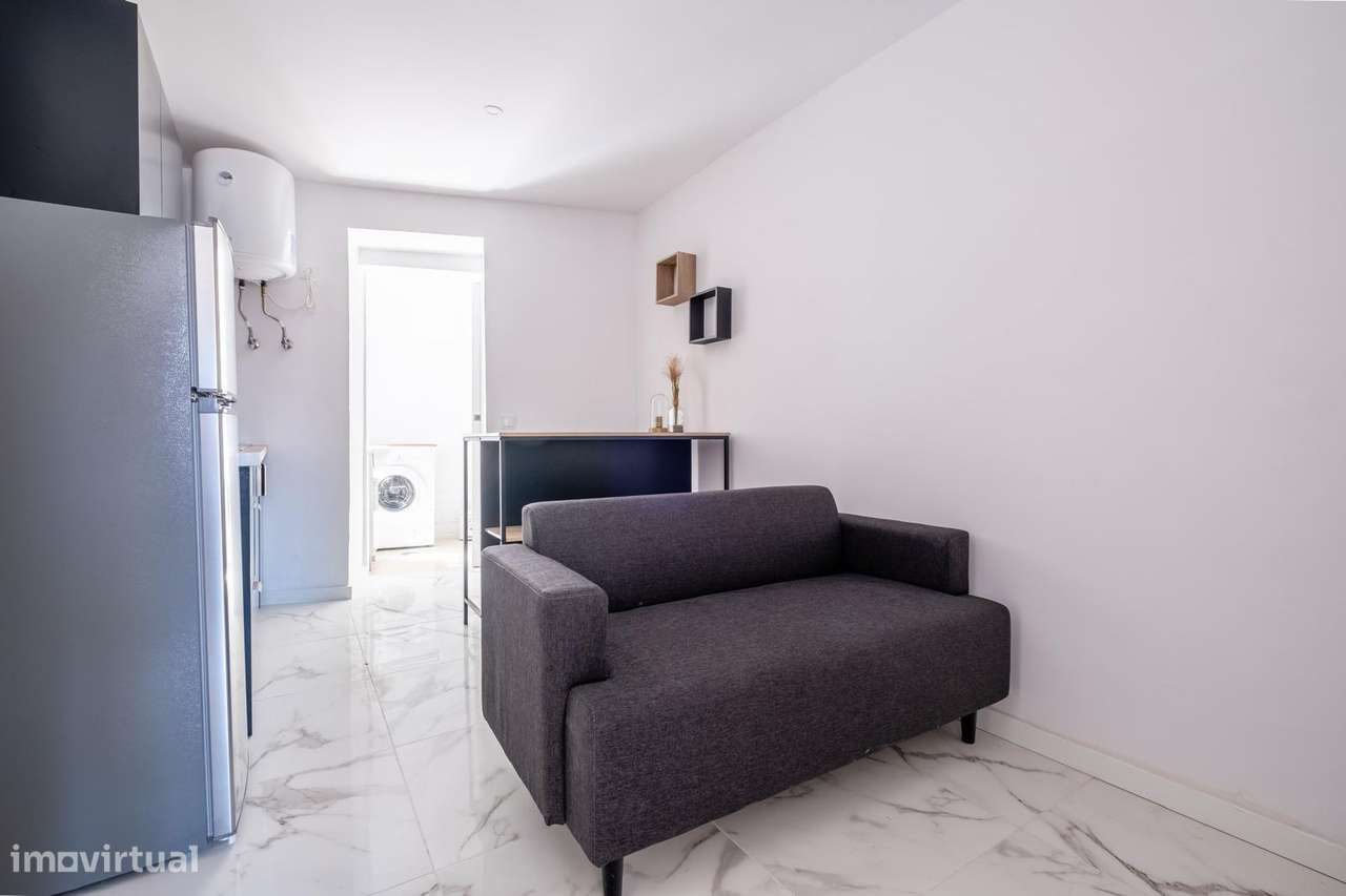 Moradia C/ 3 Apartamentos - Grande imagem: 3/6