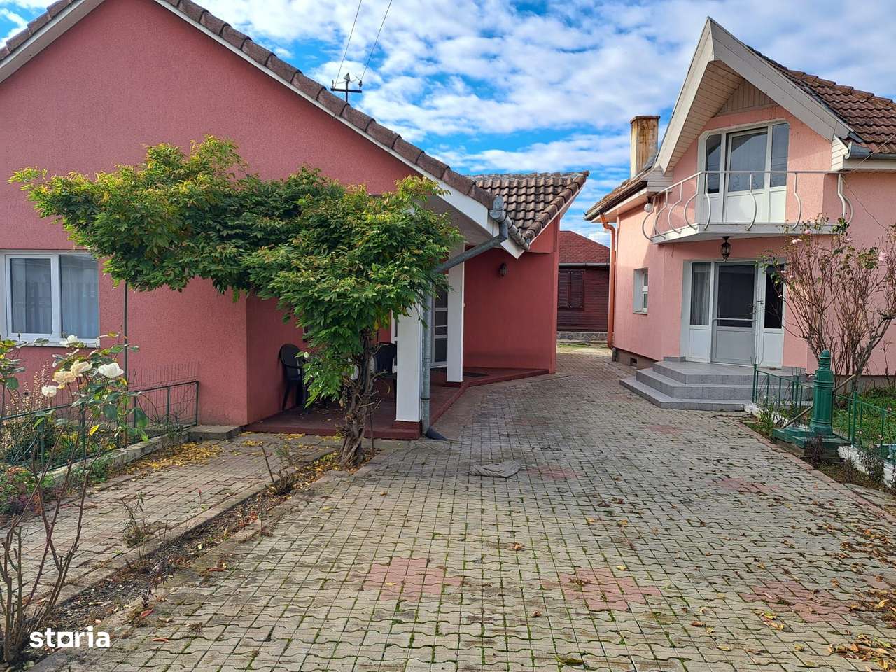 OFERTA in Băcia. Hunedoara ! Proprietate 2 case + Cabană - Imagine principală: 3/17