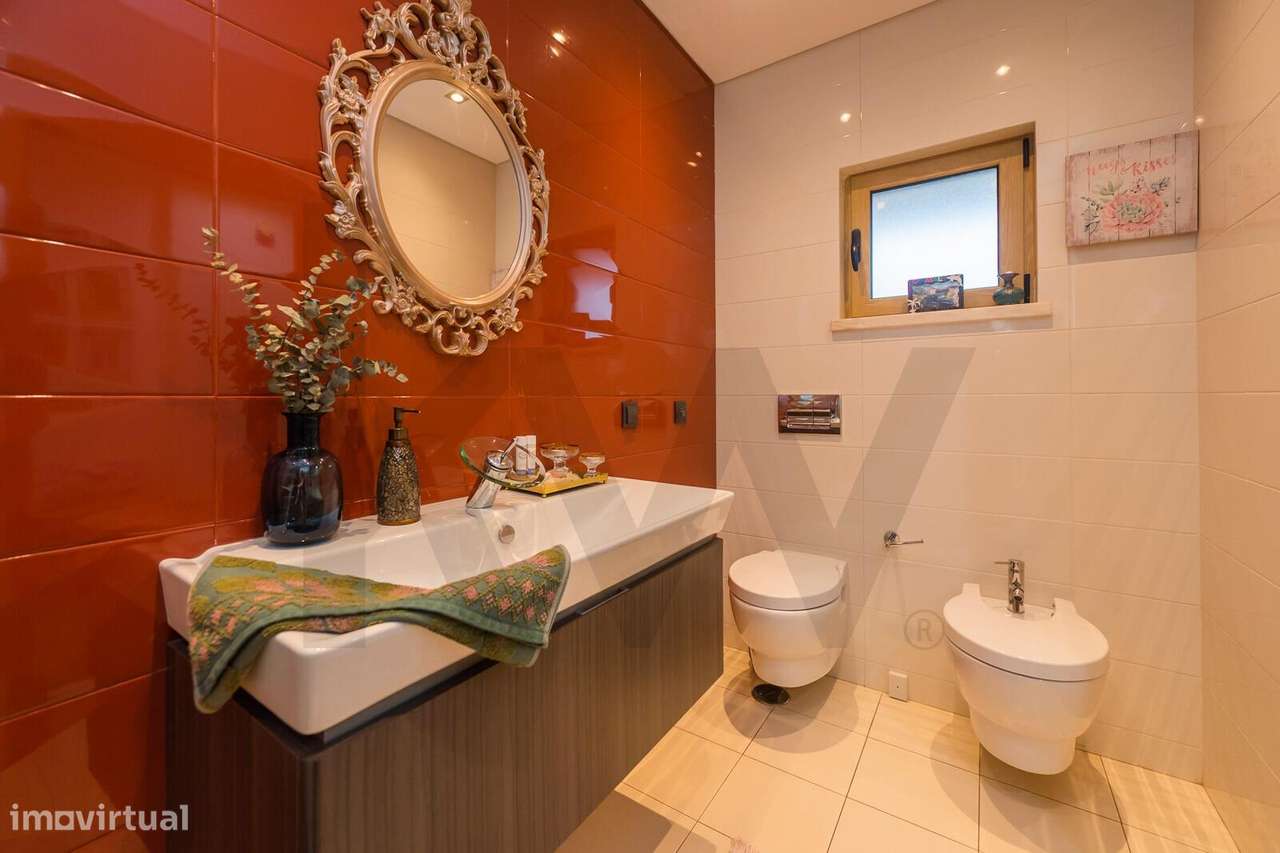 Moradia T4+1 em Agualva-Cacém – Conforto, Qualidade e Vista Desafogada-30