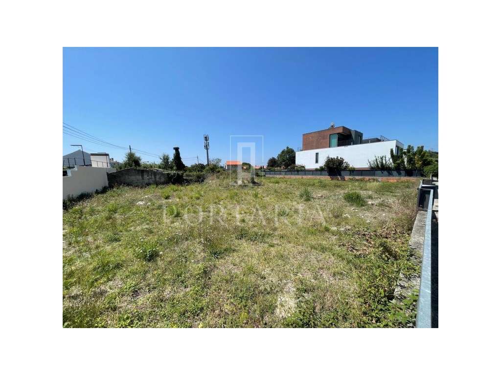 Terreno urbano na Praceta Casas do Sal em Aveiro - Grande imagem: 2/17