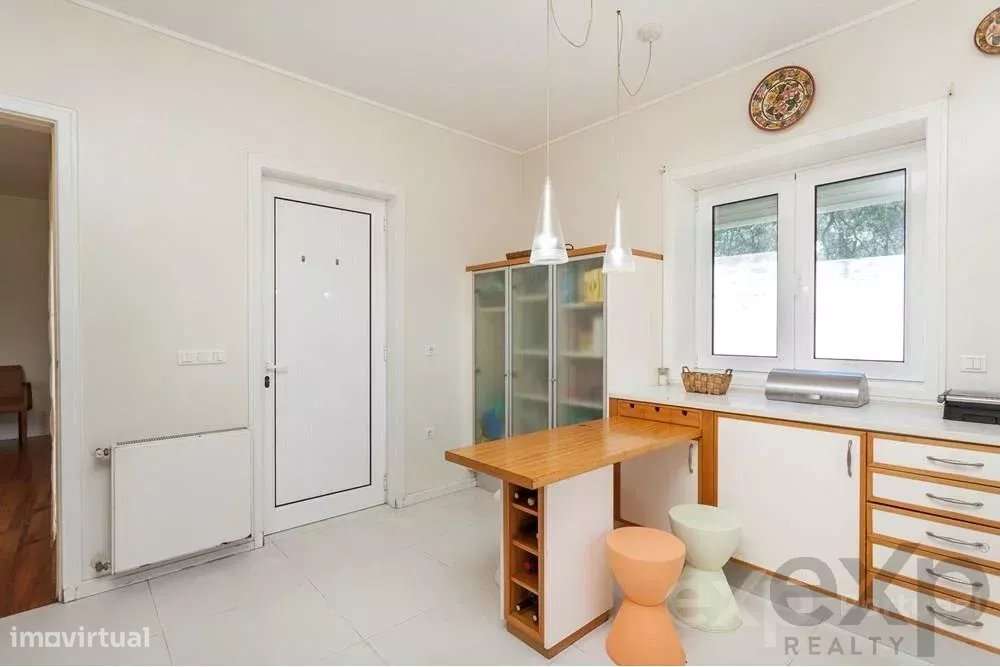 MORADIA T4 + 1 CONTEMPORÂNEA | EXCELENTE INVESTIMENTO ALOJAMENTO LOCAL - Grande imagem: 3/60