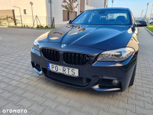 BMW Seria 5 550i xDrive - 3