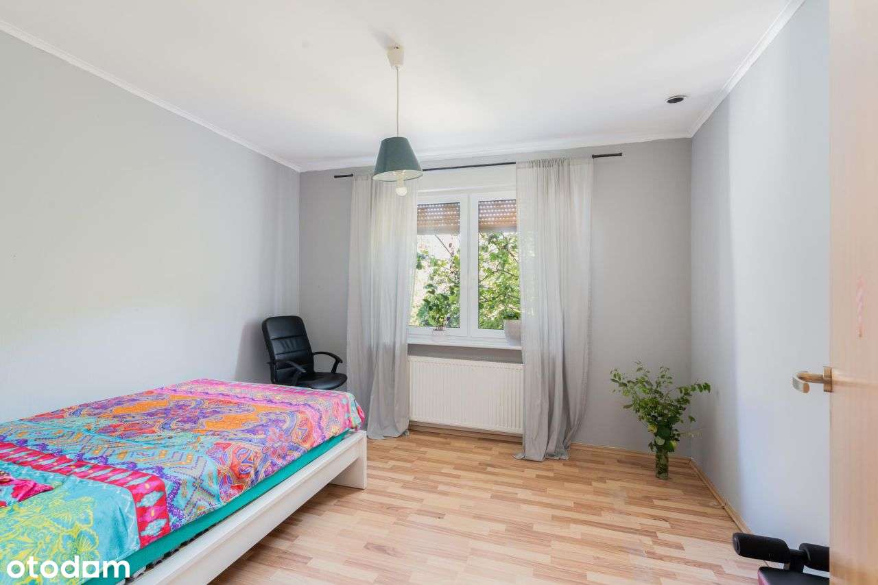 Podmiejski komfort-wygodny parterowy dom z ogrodem-7