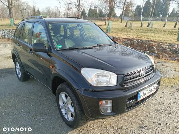 Toyota RAV4 2.0 VVT-i 4x4 - 1