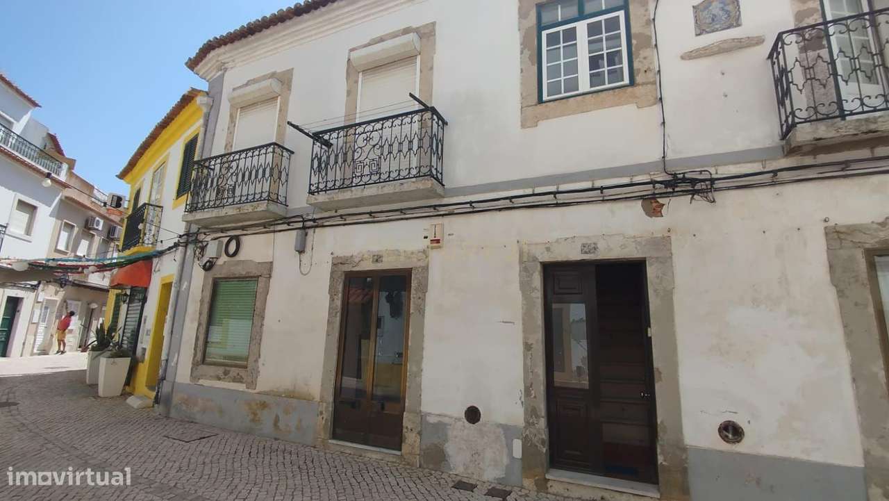 Apartamento T3 no centro da Vila de Alcochete – Tradição, autenticidad - Grande imagem: 2/34