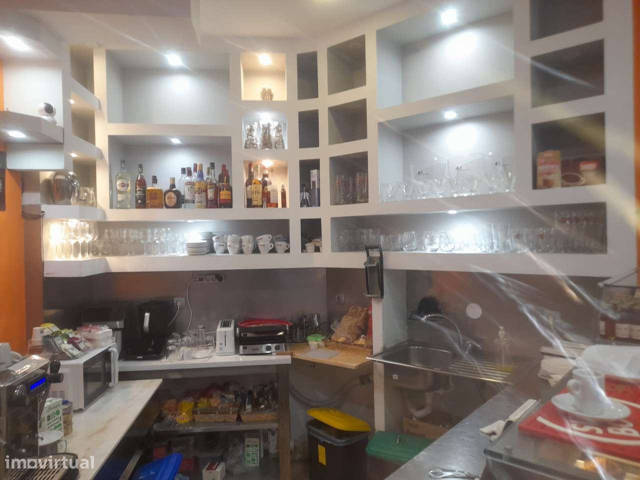 Trespasse com condições muito atrativas!  Snack Bar em funcionamento! - Grande imagem: 4/13